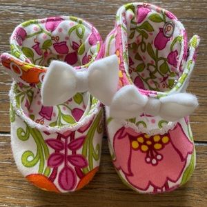 Vera Bradley baby shoes - soft cotton - 0-6 months